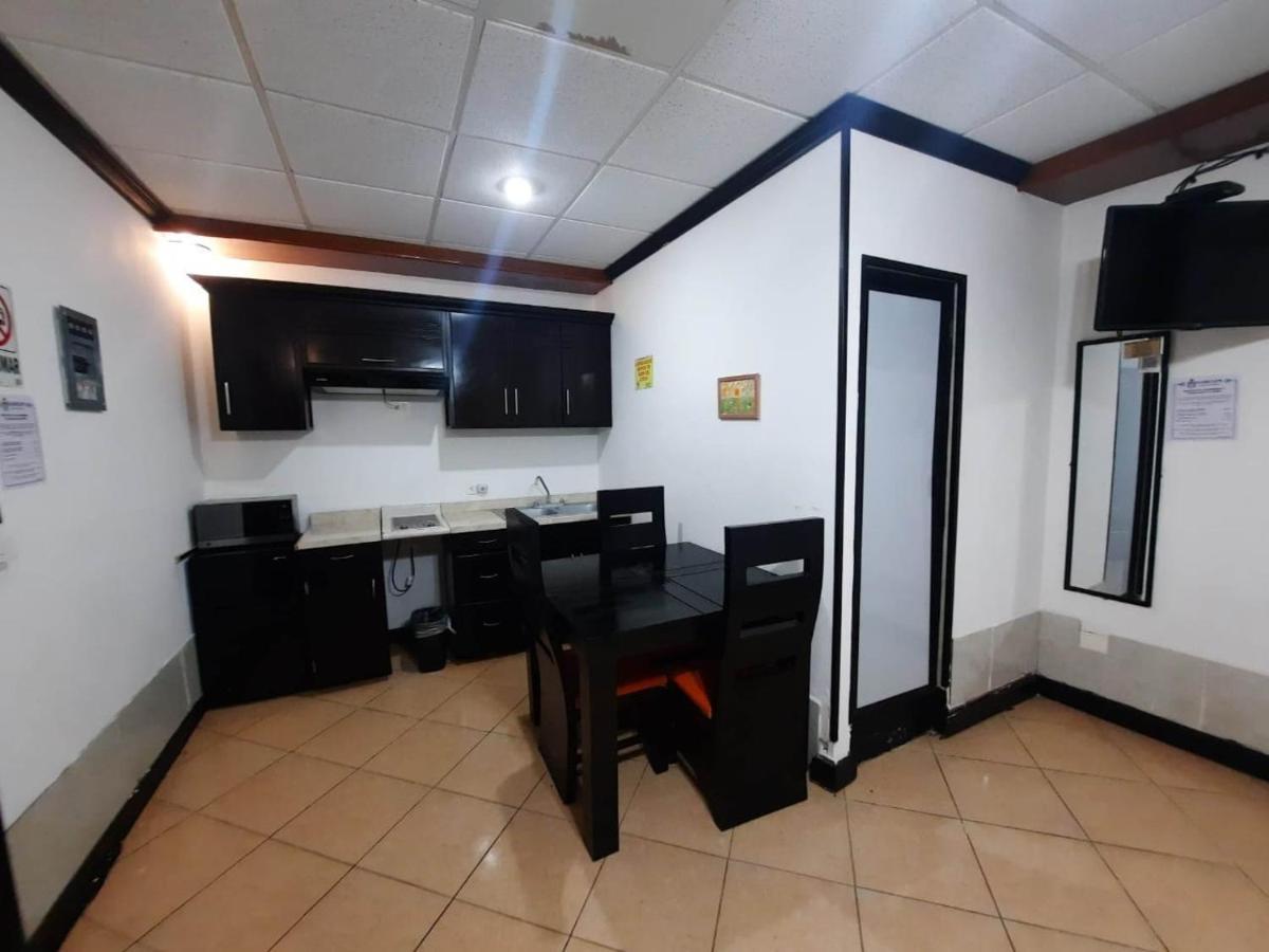 Hotel Garcias Suites, Linares Exterior foto